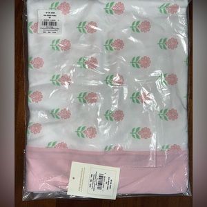 TBBC Fresh Face Pillowcase Flowers for Friends/ Palm Beach Pink *One Pillowcase*